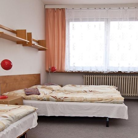 Domov Mladeze A Skolni Jidelna Karlovy Vary Hotel ห้อง รูปภาพ